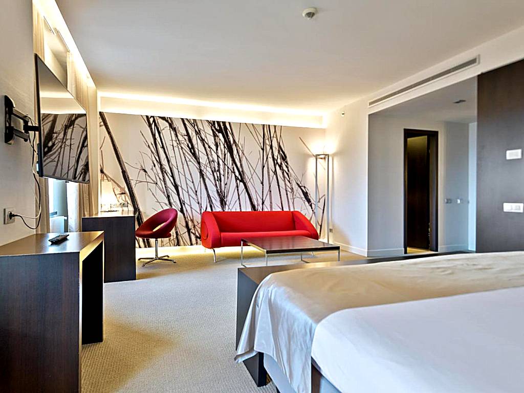 Ramada Plaza by Wyndham Bucharest Convention Center: Junior King Suite - Non-Smoking - single occupancy