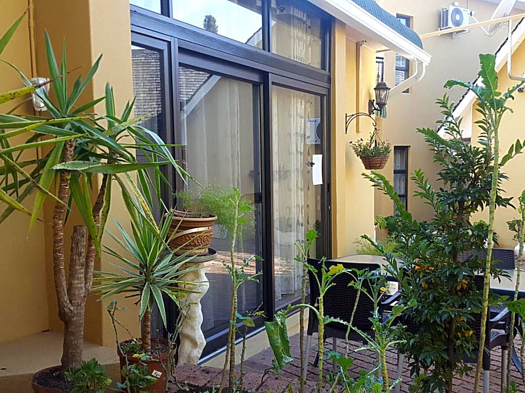 Villa MikaMora: Deluxe Apartment - single occupancy