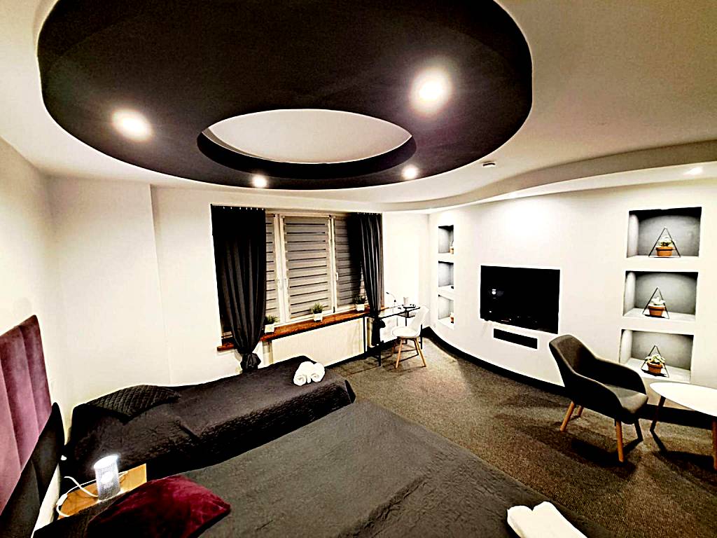 Lucky Apartments - Pokoje Hotelowe: Deluxe Triple Room (Aleksandrów Łódzki) 