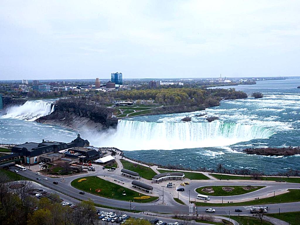 Niagara Falls Marriott on the Falls: Junior Presidential Suite 