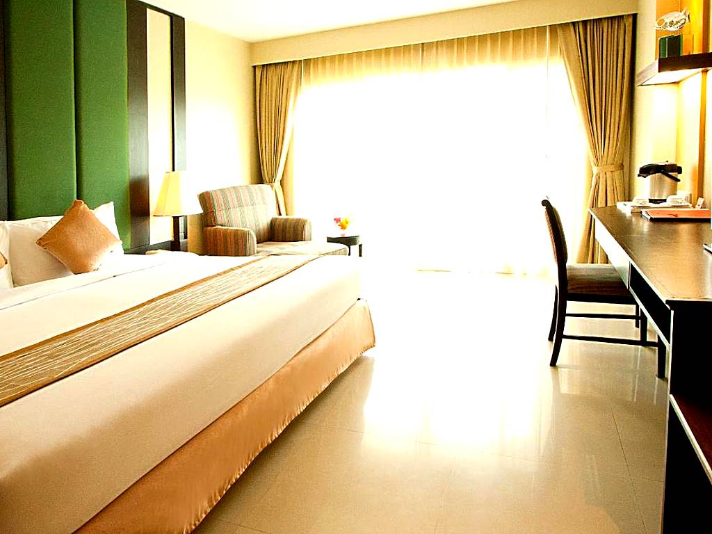 Intimate Hotel Pattaya - SHA Extra Plus: Special Offer - Deluxe Double or Twin Room 