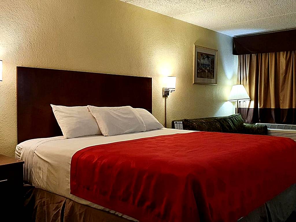 South Padre Island Inn: King Suite